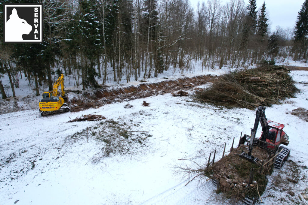 Grāvja tīrīšana - SERVAL