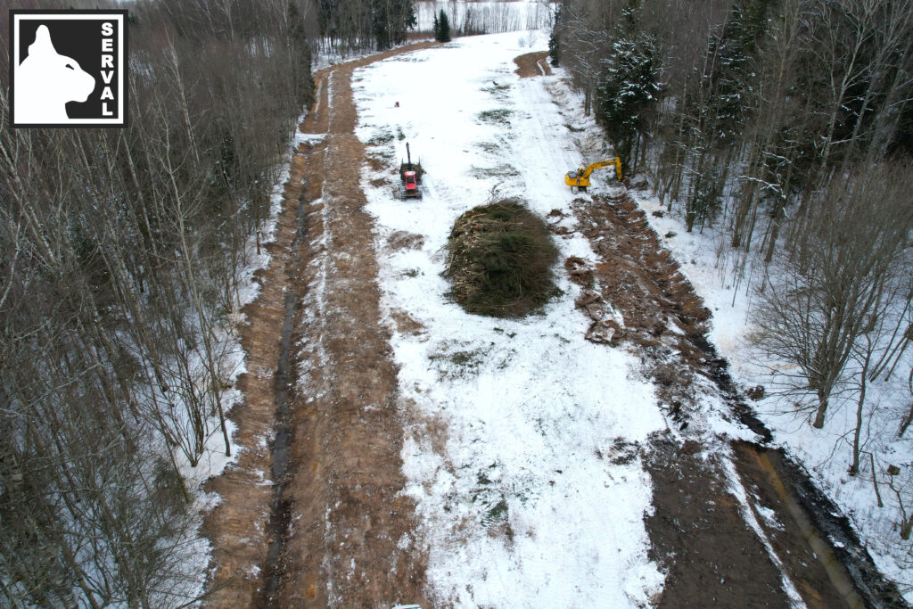 Grāvja tīrīšana - SERVAL