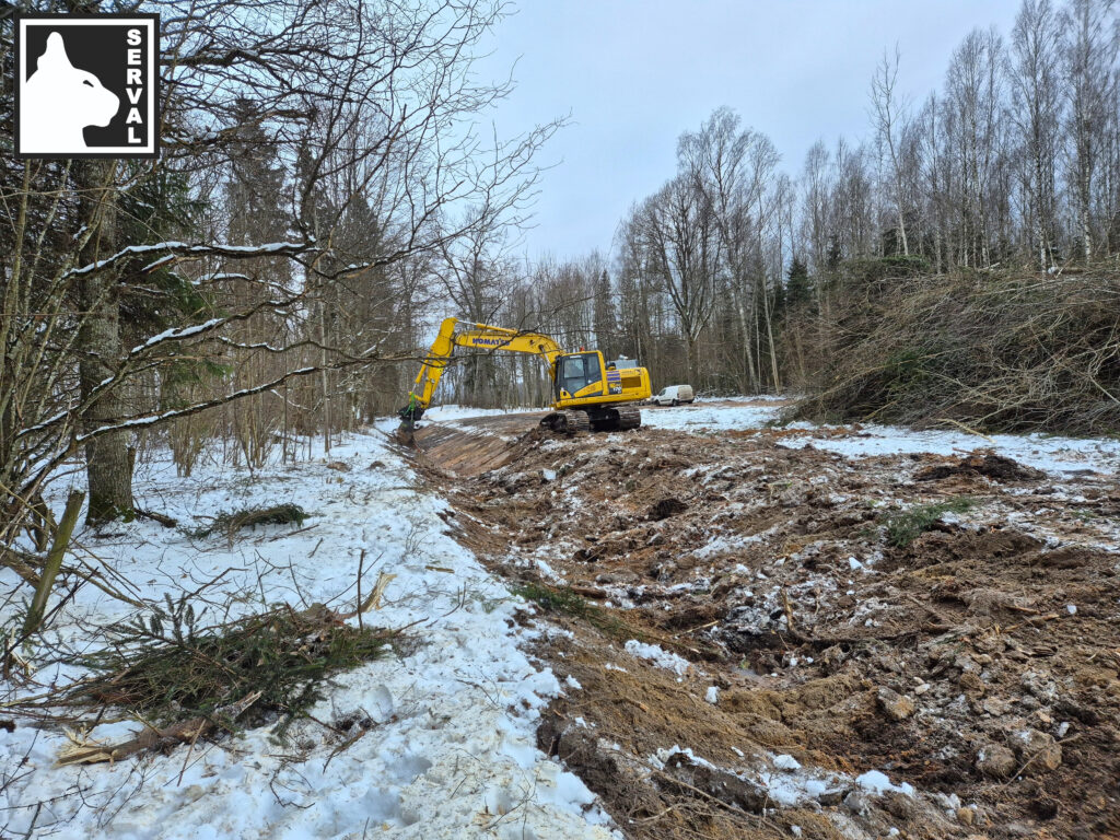 Grāvja tīrīšana - SERVAL