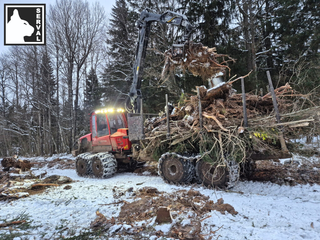 Grāvja tīrīšana - SERVAL